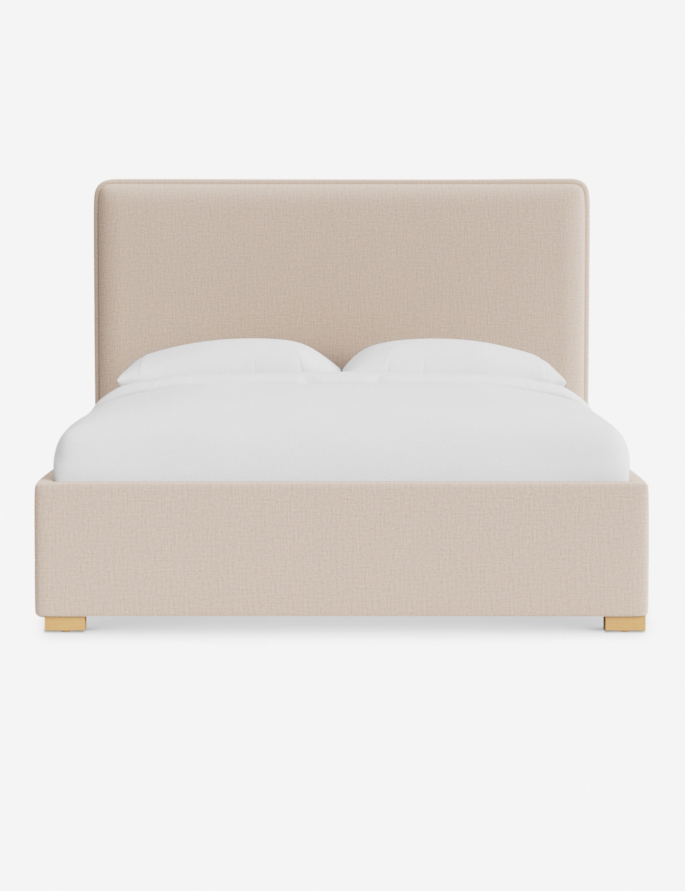 Lit - Le lit allie des lignes douces à une simplicité épurée pour un style à la fois équilibré et raffiné.