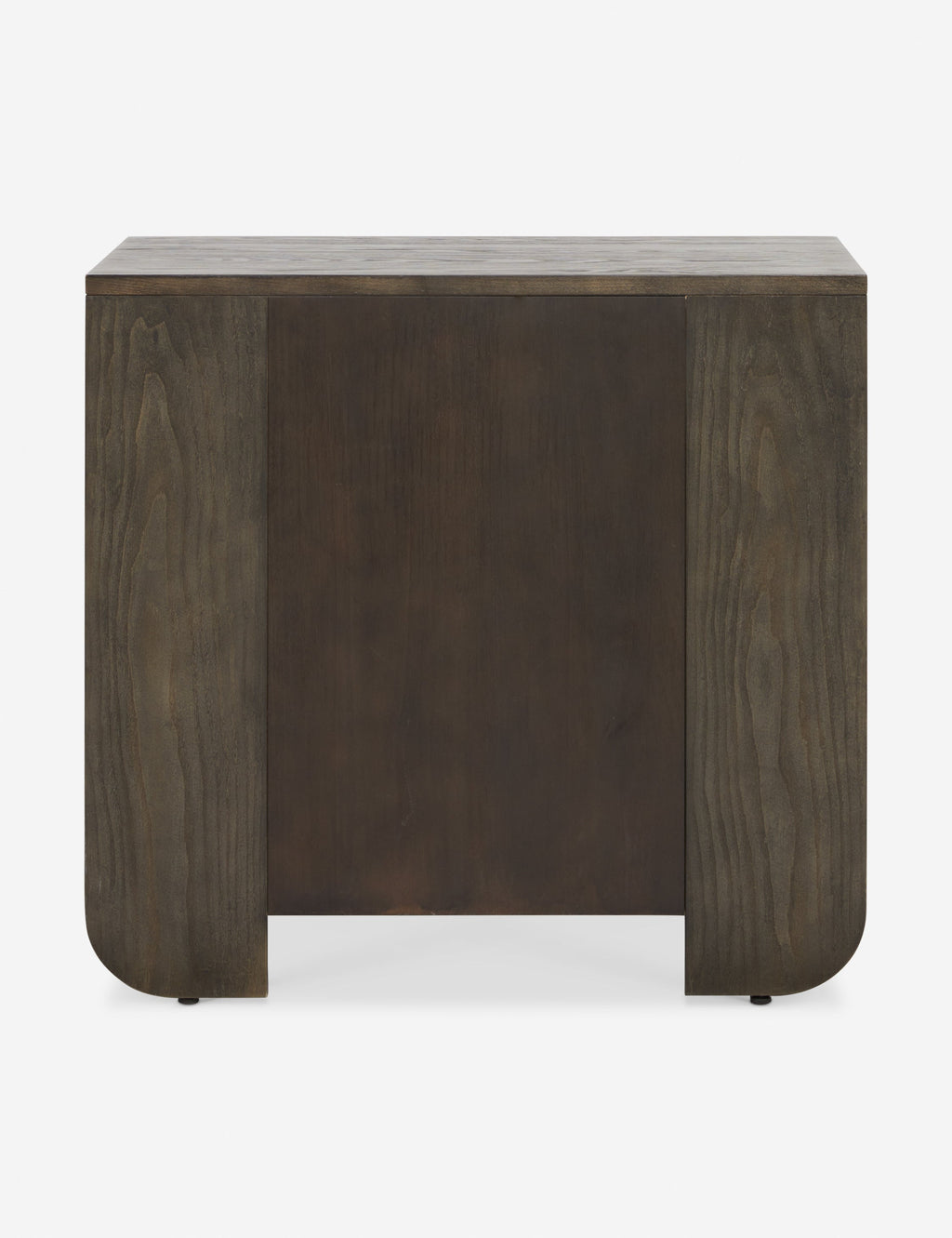 Nightstand - met l'accent sur les personnes et les lieux dans ses créations, en créant des espaces qui trouvent l'équilibre et l'impact grâce à une curation réfléchie