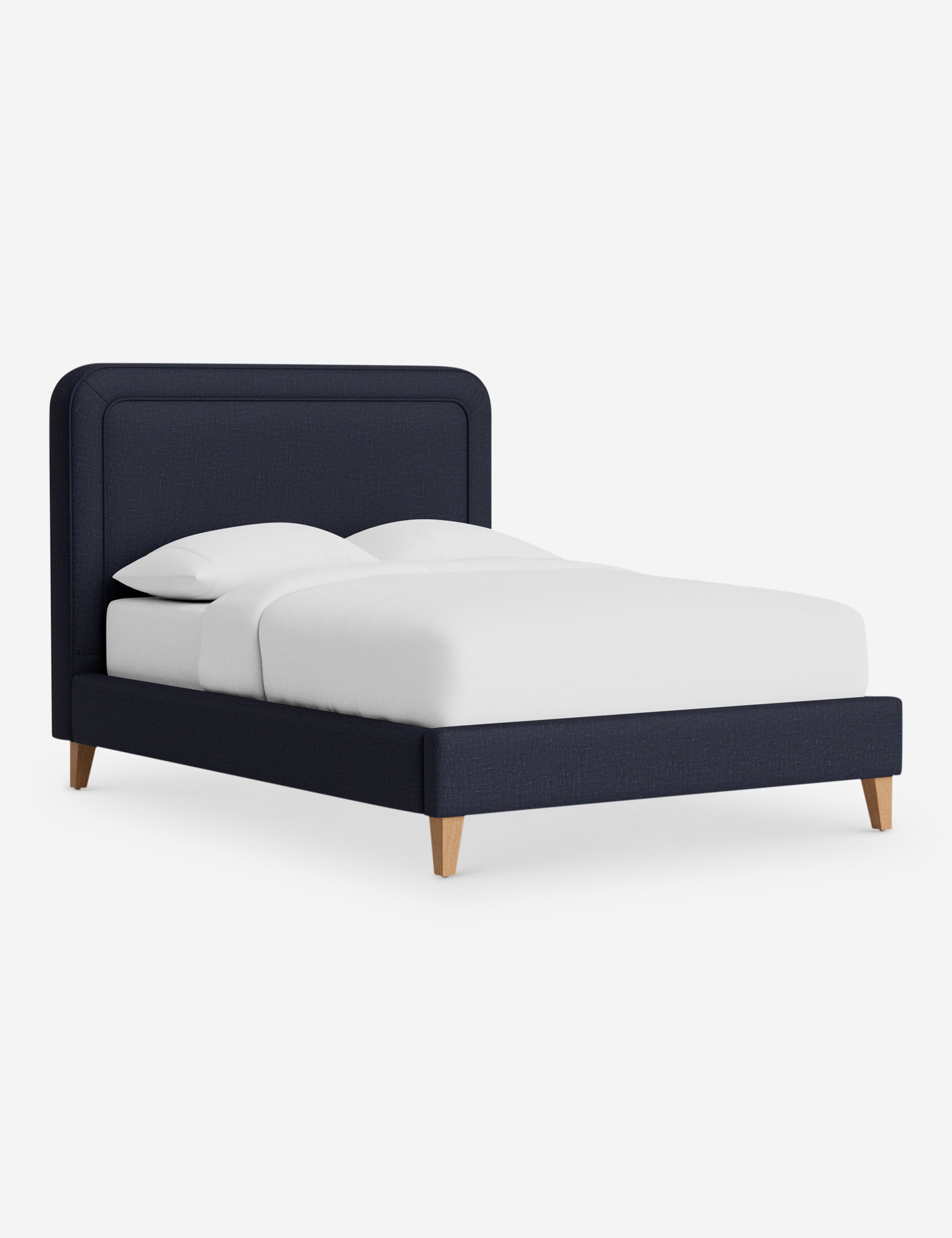 Lit - Avec ses lignes épurées et son cadre rembourré, le lit offre un look à la fois élégant et accueillant