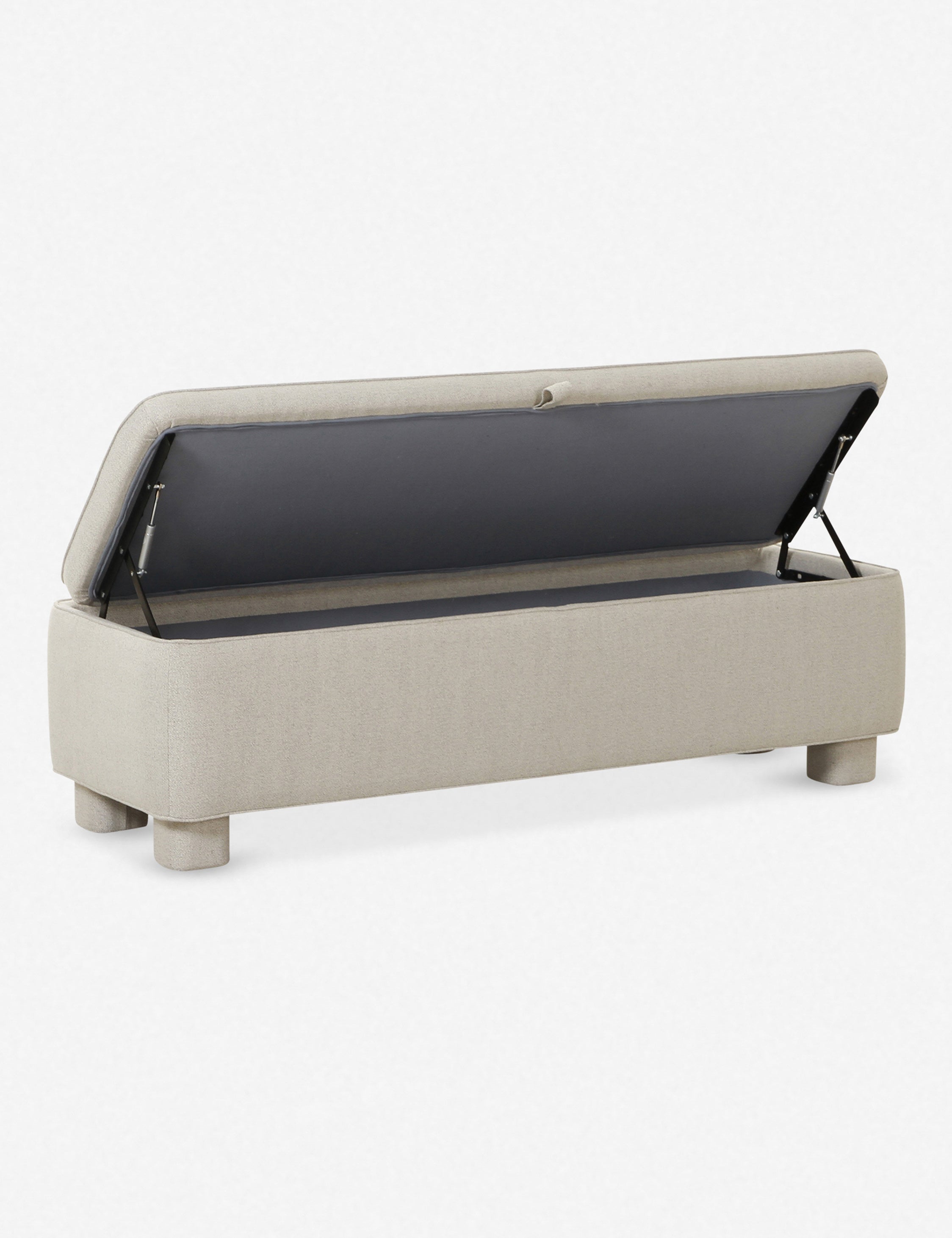 Banc - Ce banc tapissé, au caractère intemporel, est doté d'un espace de rangement intérieur pour le linge de maison, les oreillers et les couvertures