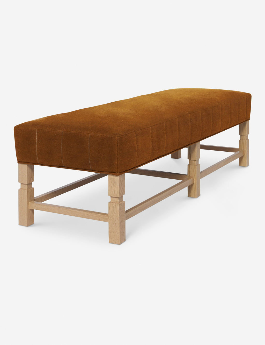 Banc – Alliant un style sur mesure à des matériaux classiques, ce banc rembourré est l'incarnation du confort intemporel.