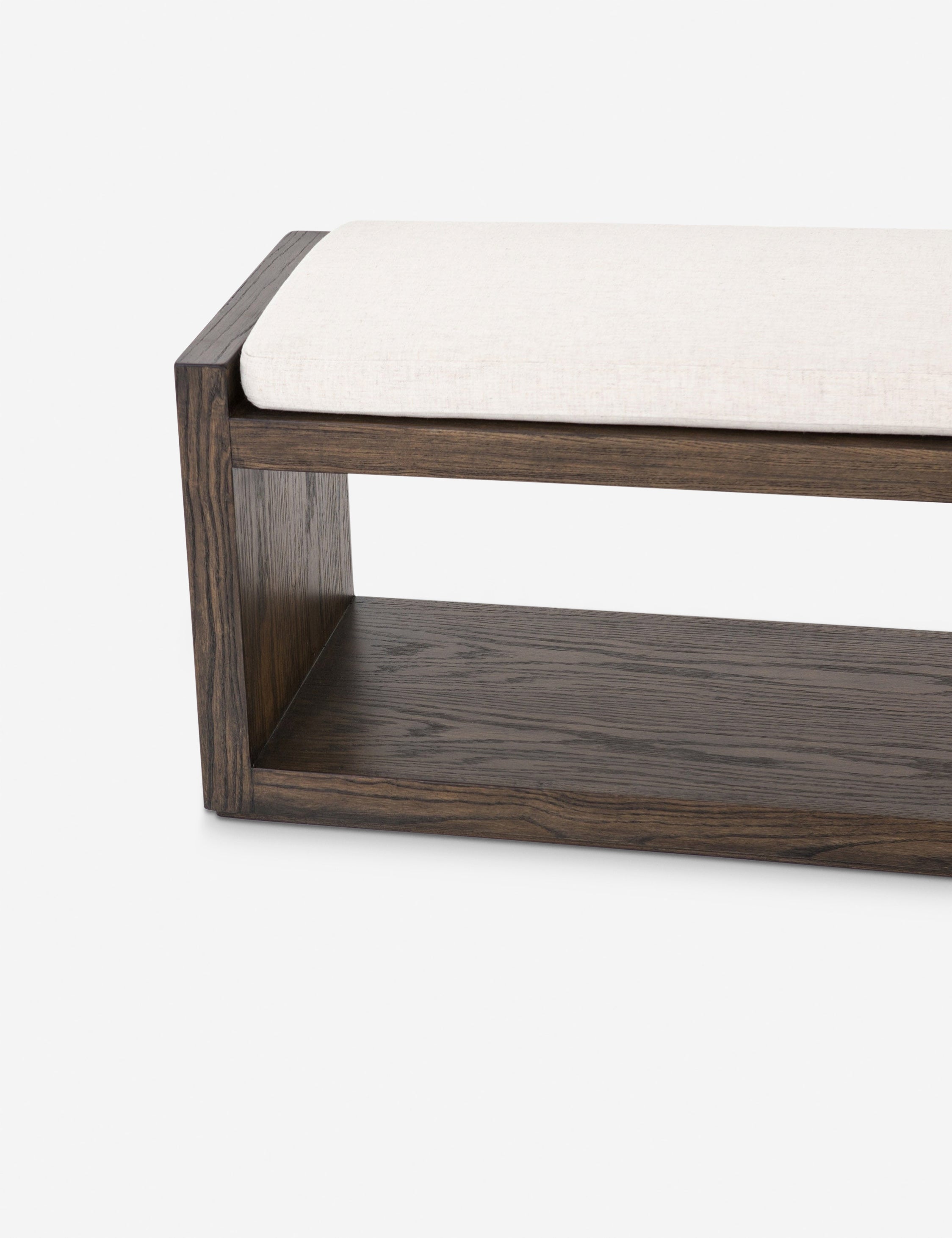 Banc - Des lignes épurées et un design ouvert incarnent une esthétique moderne