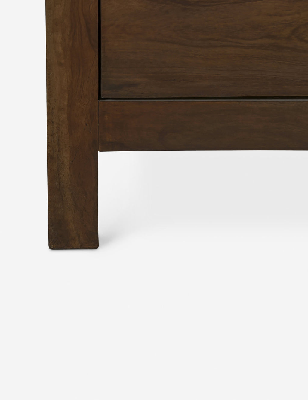 Table de chevet - allie exposition ouverte et rangement dissimulé dans un design à la fois pratique et réfléchi