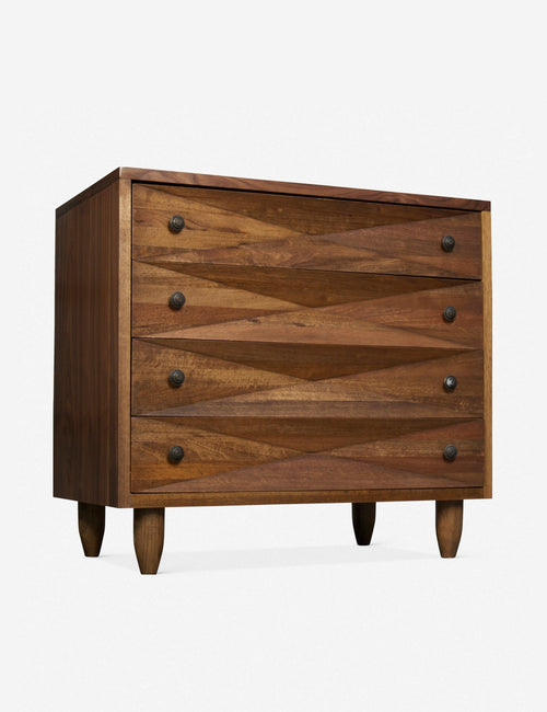 Commode à 4 tiroirs - Notre commode à quatre tiroirs s'intègre parfaitement aux intérieurs de chambre modernes, ou même bohèmes, grâce à ses motifs géométriques accrocheurs