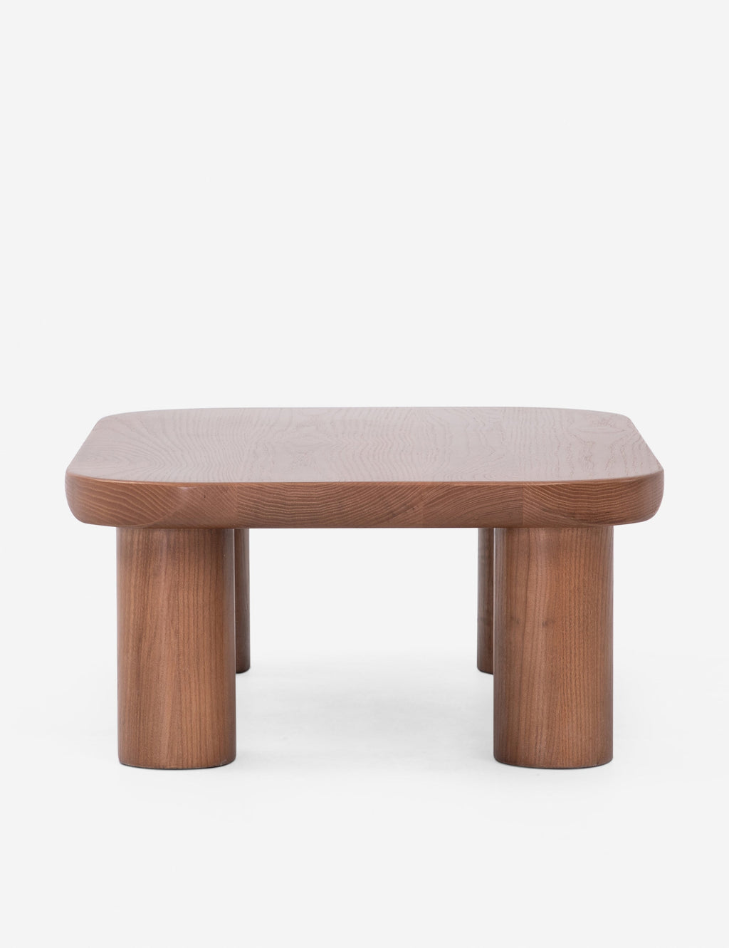 Table de chevet - Un studio de design de mobilier cherche à créer des espaces ouverts et naturels avec sa ligne de mobilier minimaliste