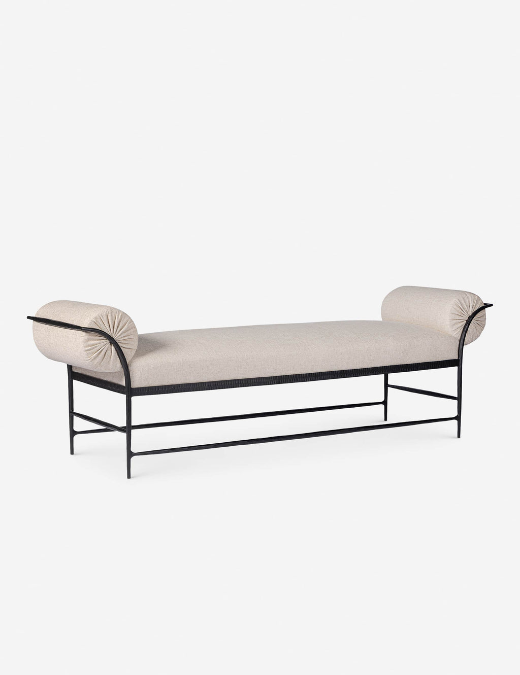 Bench - allie un design réfléchi à des matériaux durables, créant des pièces intentionnelles conçues pour s'intégrer harmonieusement à votre espace